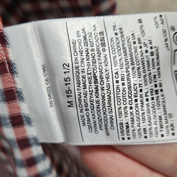 Banana Republic Tailored Slim Fit Red and White Checkered Shirt - Picture 6 of 6